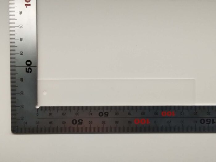 POMをトムソン加工で打ち抜き