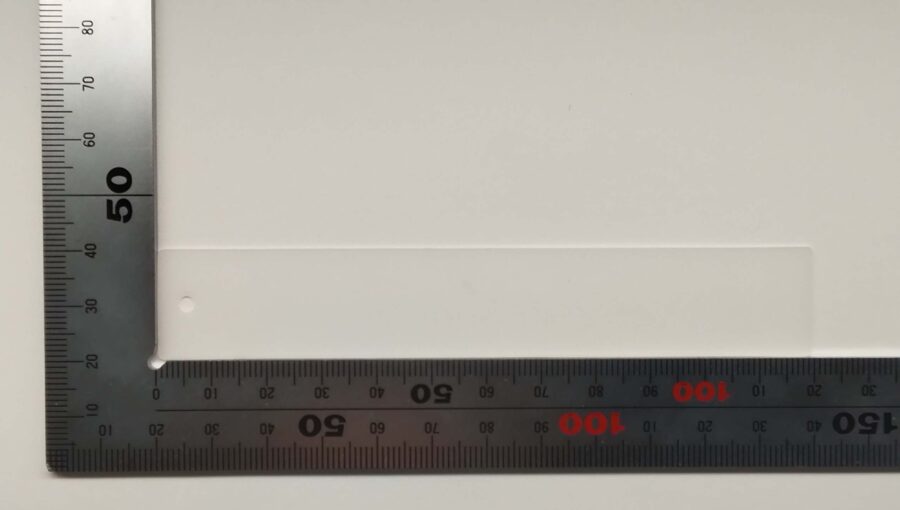 POMをトムソン加工で打ち抜き