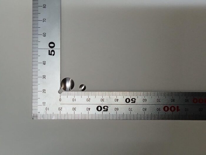 アルミ0.5mmをトムソン型で打ち抜き加工