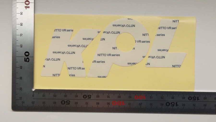 両面テープをトムソン加工