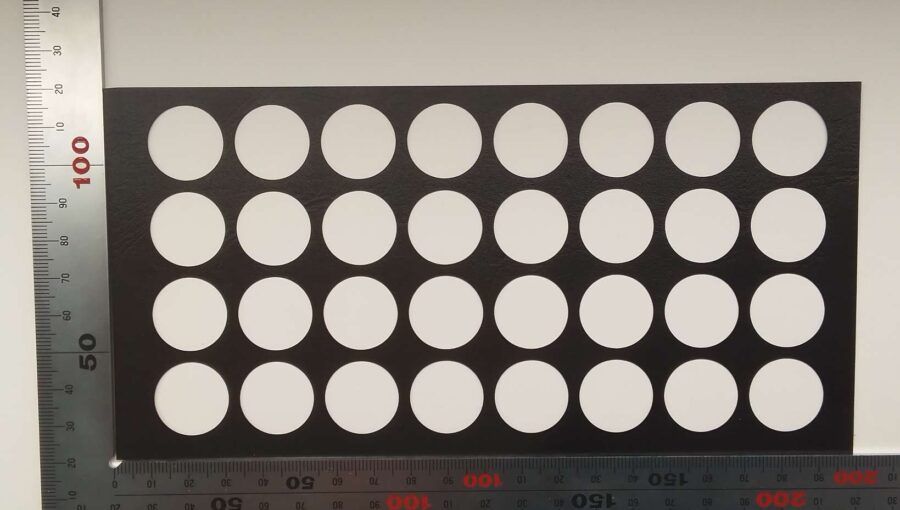 PP皮絞りをトムソン加工でフルカット